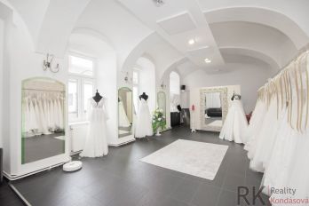 Absolútne centrum Košíc, Hlavná ulica, 75 m2, 1.poschodie